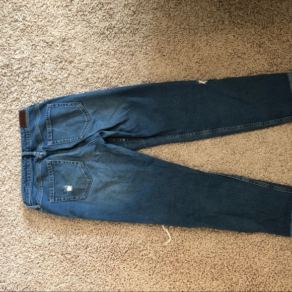 Hollister Mom Jeans - Picture 4 of 9